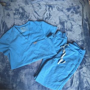 FIGS SCRUB SET XXS/XS